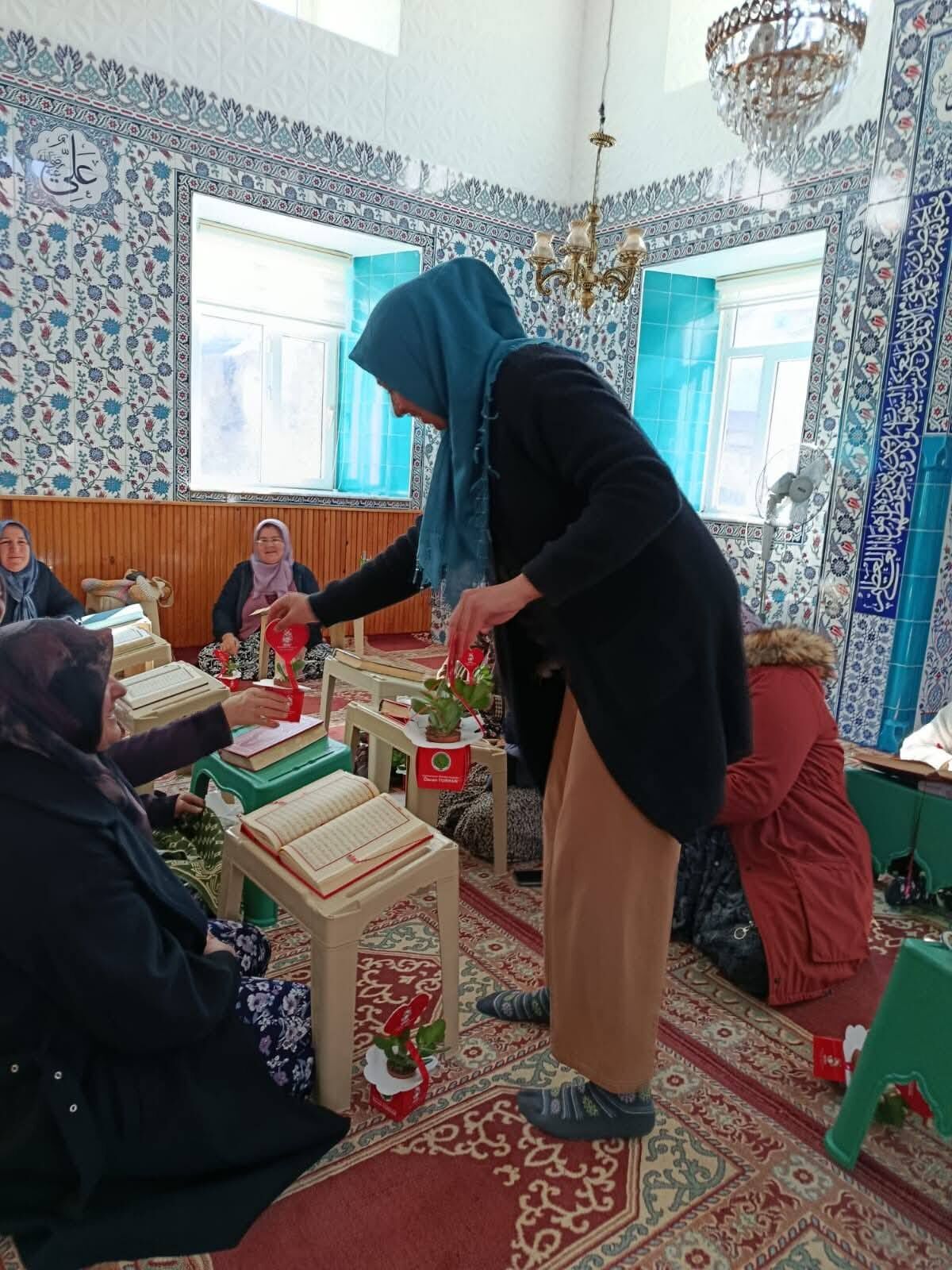 Başkan Turhan’dan Kadınlara 8 Mart Sürprizi 1