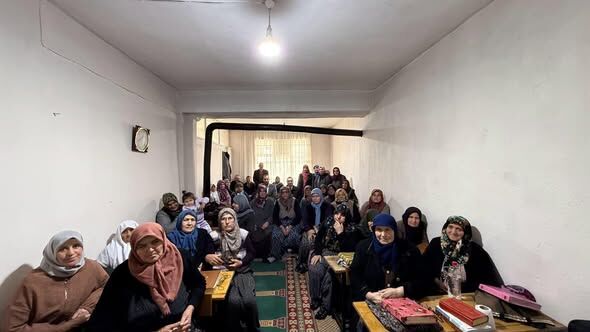 Gelendost’ta Kadınlar İçin Açılan Kurs Ziyaret Edildi 2