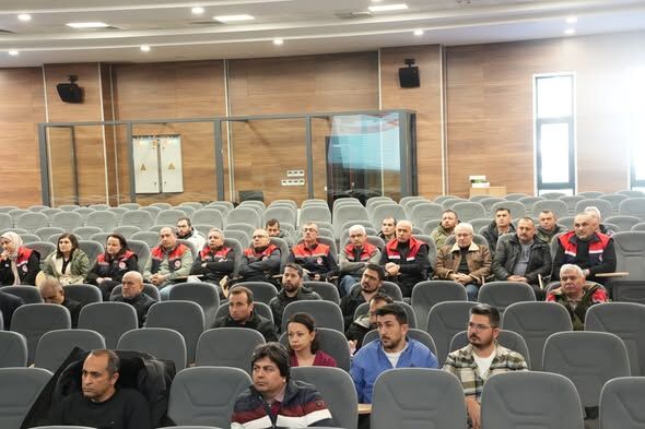 Isparta'da Besiciler Dikkat! Hastalıkla Mücadele Başladı (1)