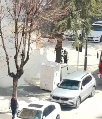 Isparta’da Geri Dönüşüm Kutusunda Yangın Paniği 1