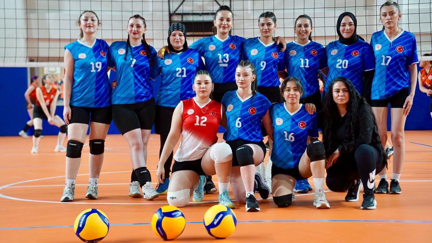 Isparta’da Yurtli̇g Voleybol Heyecanı Başladı 4