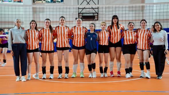 Isparta’da Yurtli̇g Voleybol Heyecanı Başladı
