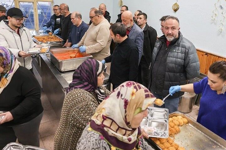 Keçiborlu’da İftar Sofralarında Dayanışma Ruhu