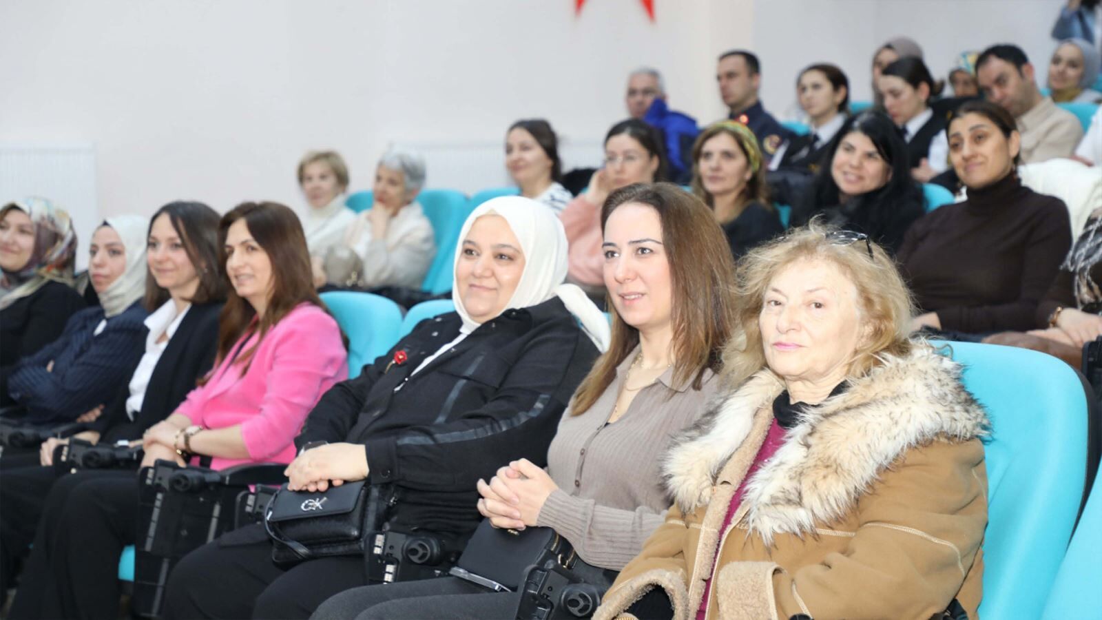 “Turuncu Umut Balonları” Gökyüzüne Bırakıldı (6)
