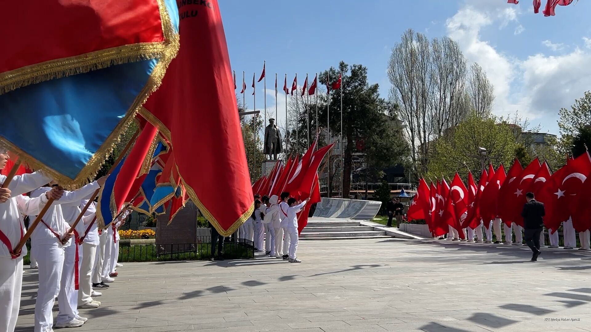 23 Nisan Coskusu Isparta Da Ku 6