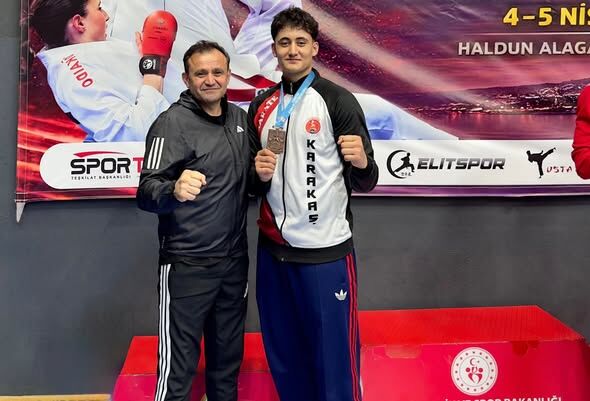 Ahmet Mert’ten Türkiye Premier Ligi’nde Başarı 3