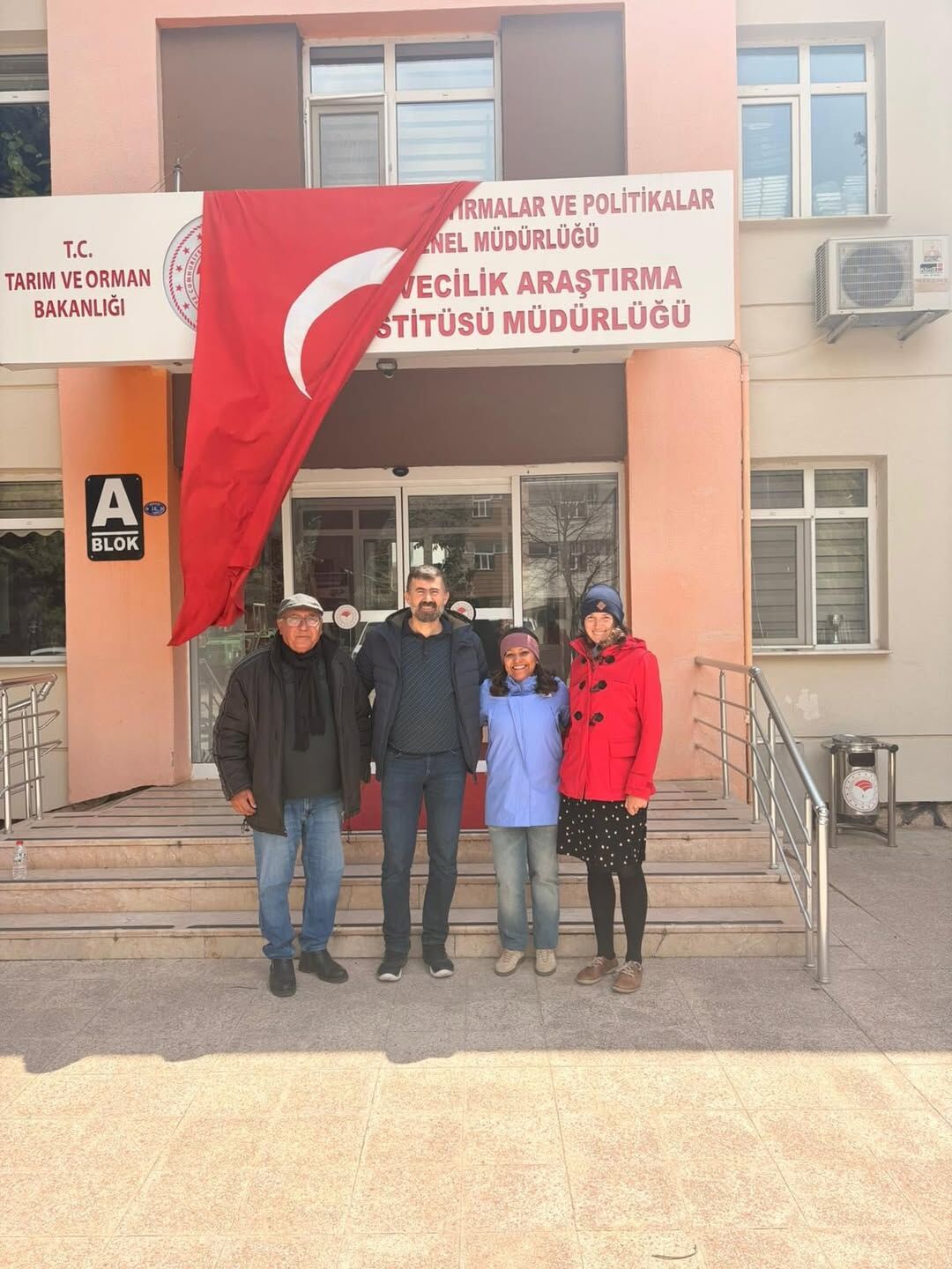 Alman Uçucu Yağ Devinden Isparta’ya Gül Çıkarması! (2)
