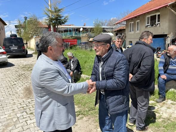 Chp Heyeti, Hüyüklü’de Cenaze Törenine Katıldı (3)