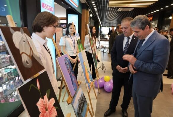 Dinar’da Sanat Sergisine Yoğun İlgi 1
