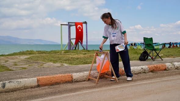 Eğirdir'de 23 Nisan Coşkusu Oryantiring Ile Zirveye Taşındı (2)