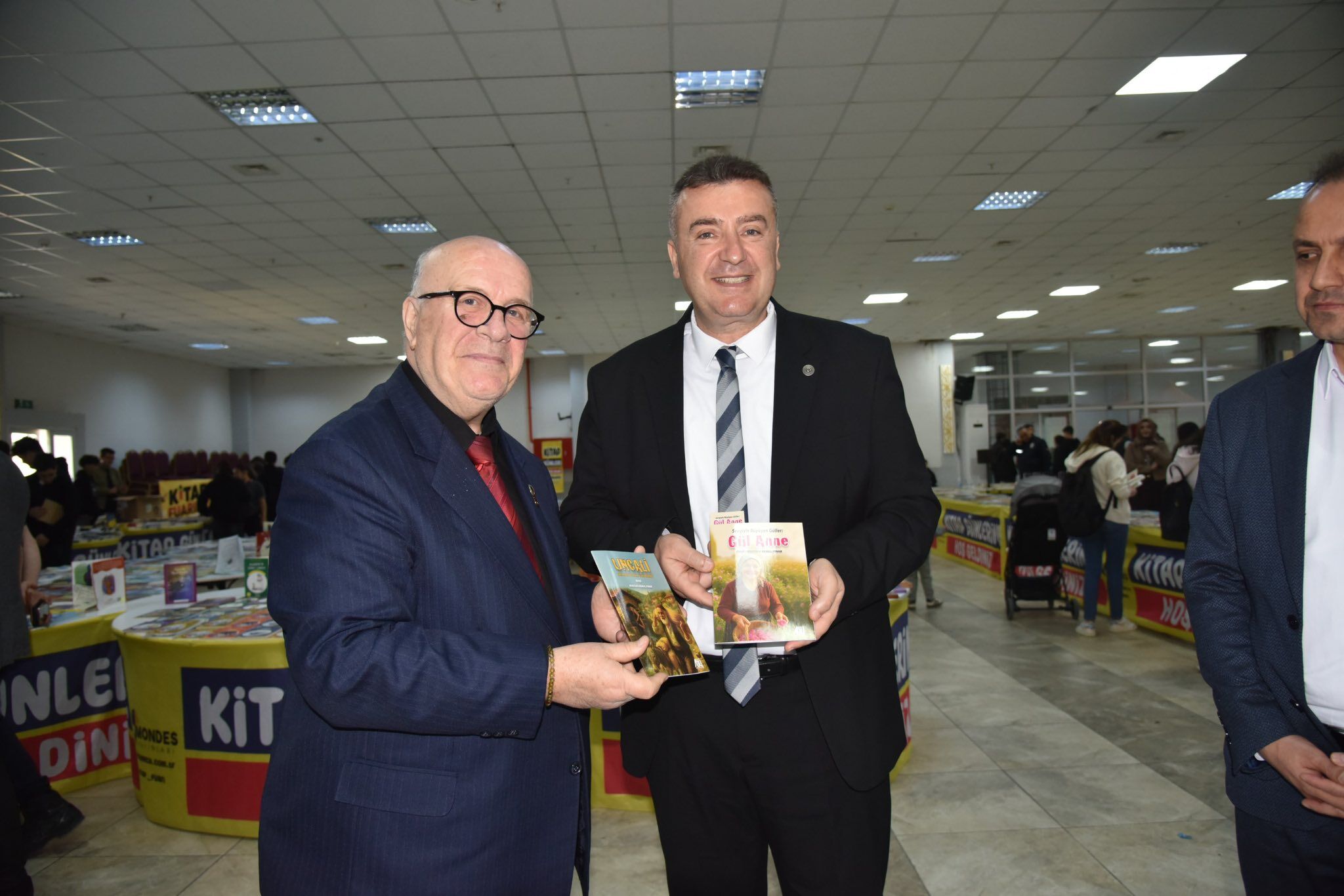Eğirdir'de Kültür Şöleni 4. Kitap Günleri Başladı (8)