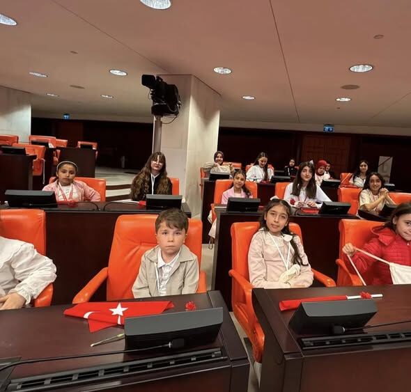 Firçasina Güvendi̇ Türki̇ye Üçüncüsü Oldu (4)