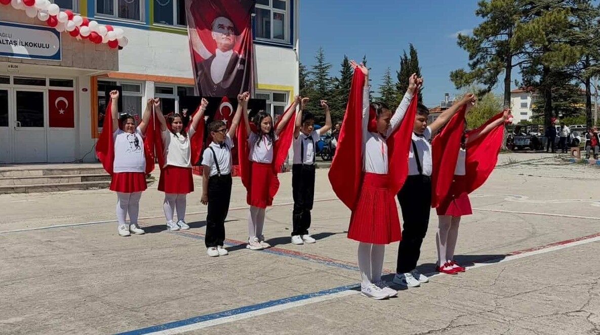 Gelendost 23 Nisan Kutlamaları 1