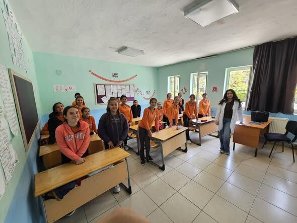 Gelendost’ta Öğrencilere Ergenlik Rehberi (1)