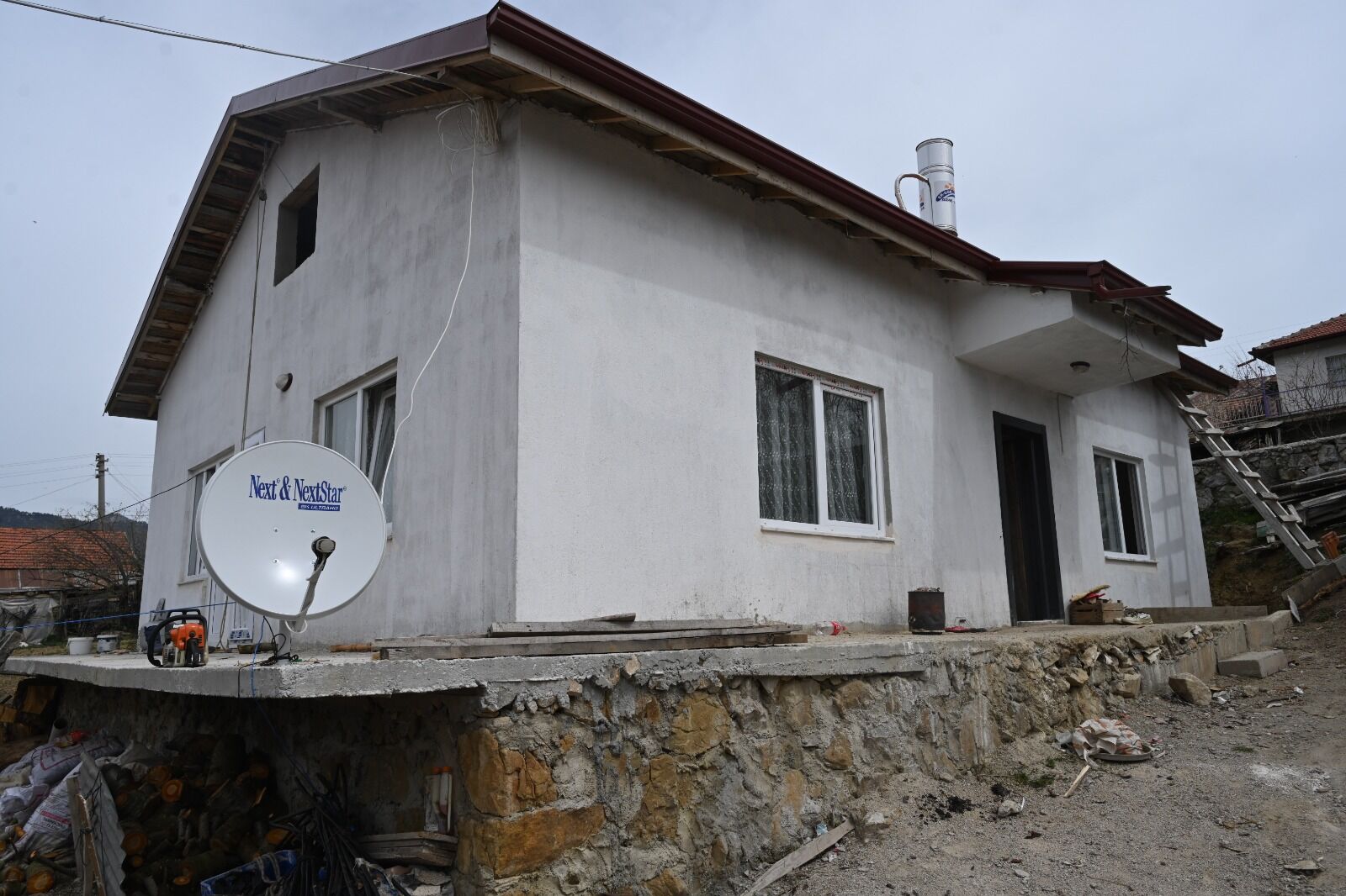 Isparta Belediyesi’nden Evi Yanan Aileye Yeni Bir Başlangıç (2)
