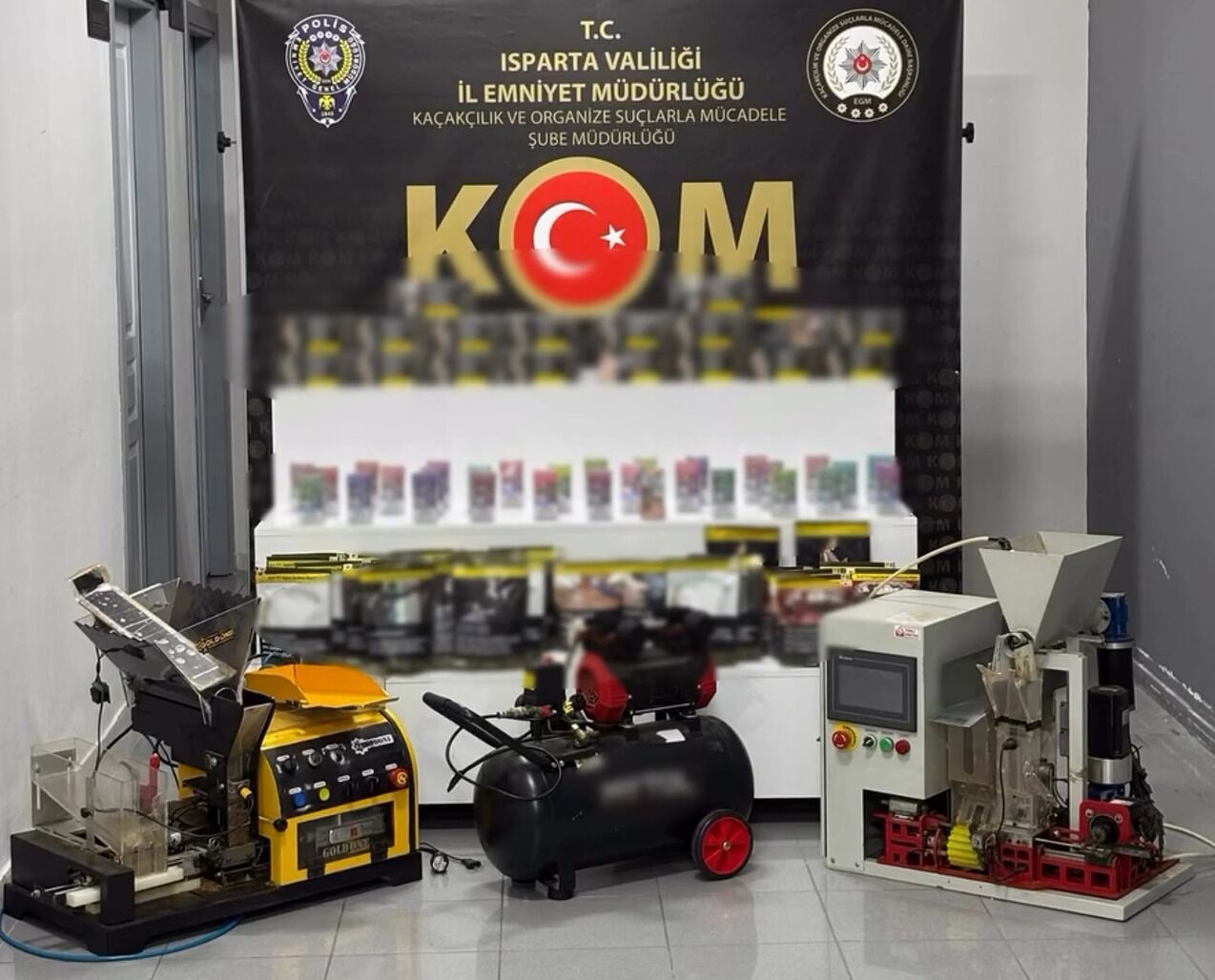 Isparta Kom’dan Kaçakçılığa Darbe; Binlerce Ürün Ele Geçirildi (1)