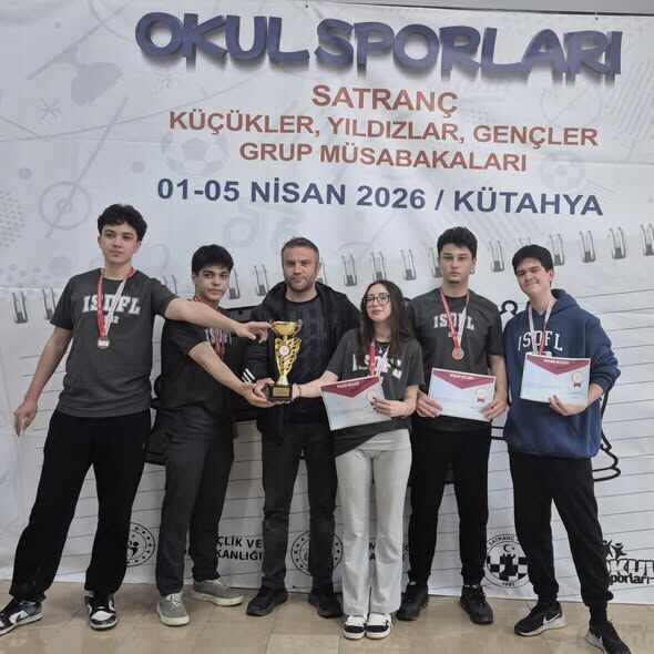 Isparta Süleyman Demirel Fen Lisesi Satrançta Türkiye Finallerinde (3)