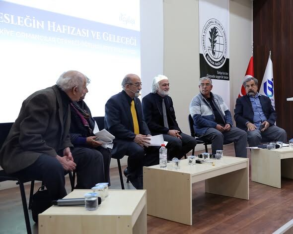 Isubü'de Mesleğin Hafızası Ve Geleceği Söyleşisi Düzenlendi (3)