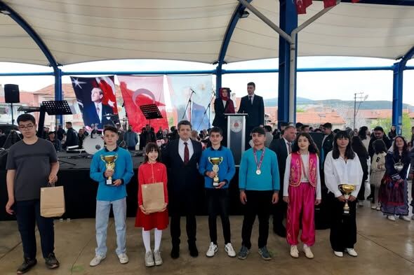 Keçiborlu’da 23 Nisan Coşkusu Egemenliğin 106. Yılı Kutlandı (4)
