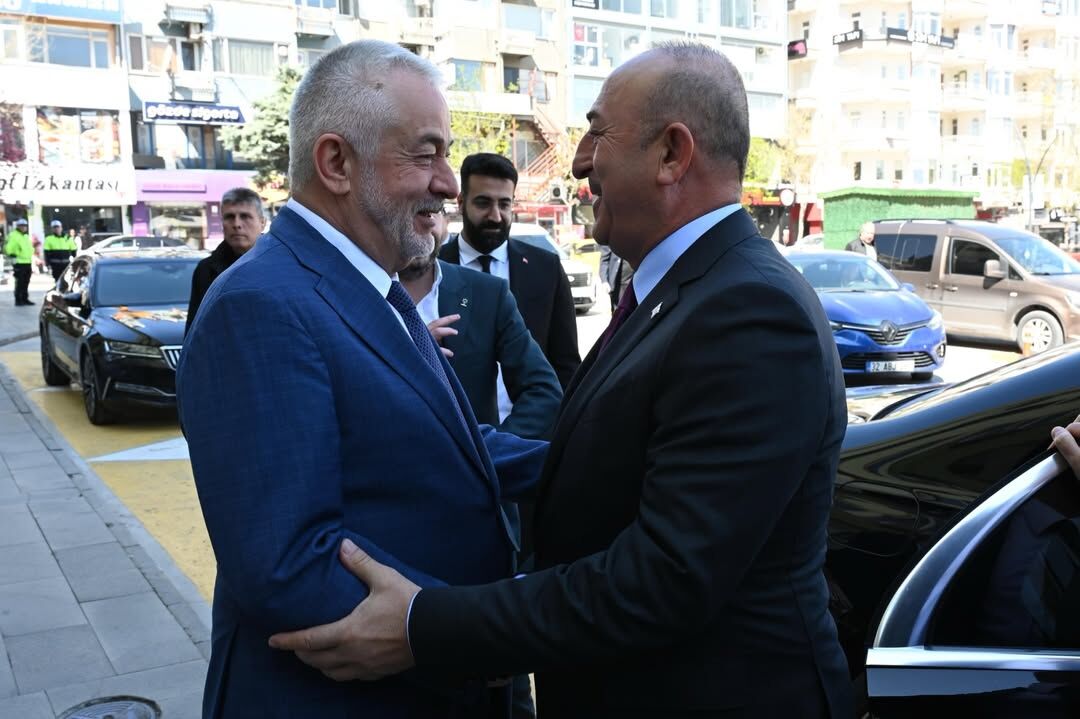 Mevlüt Çavuşoğlu Isparta Belediyesi’ni Ziyaret Etti (3)