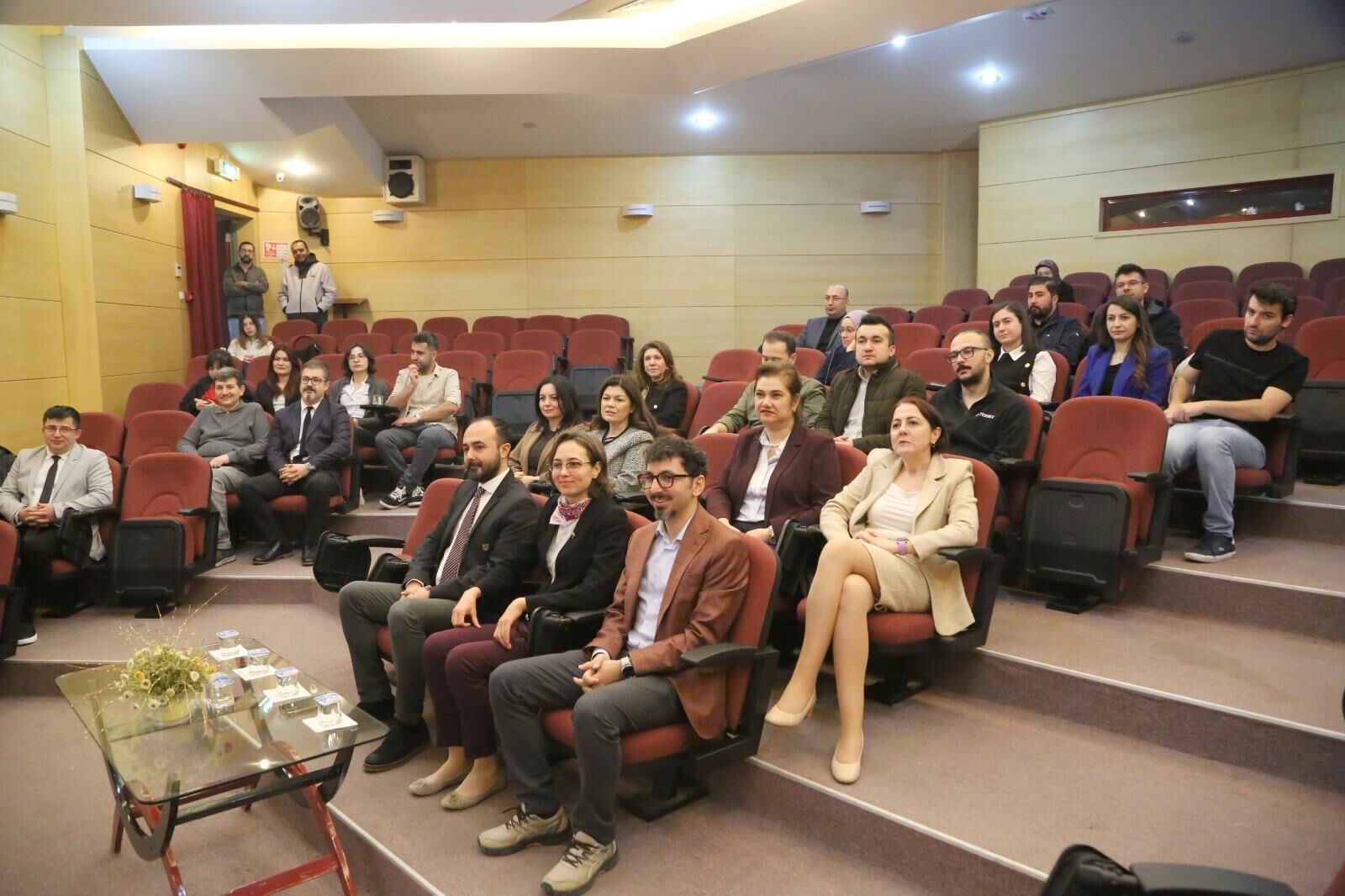 Sdü'de Kritik Toplantı Riskli Hastalarda Anestezi Yönetimi (2)