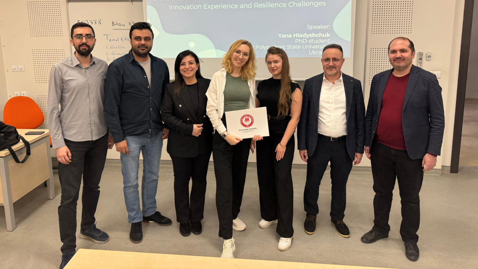 Sdü’de Ukrayna Bankalarının Yapay Zeka Stratejileri Konuşuldu (1)