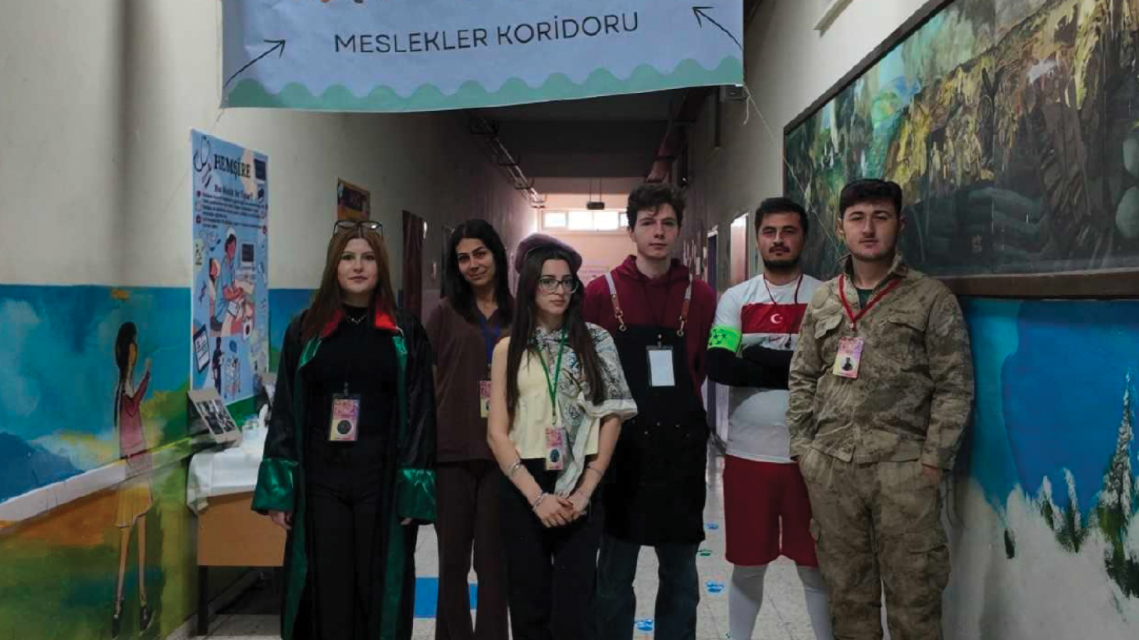 Sdü'lü Öğrenciler İlkokulda Meslek Koridoru Oluşturdu (3)