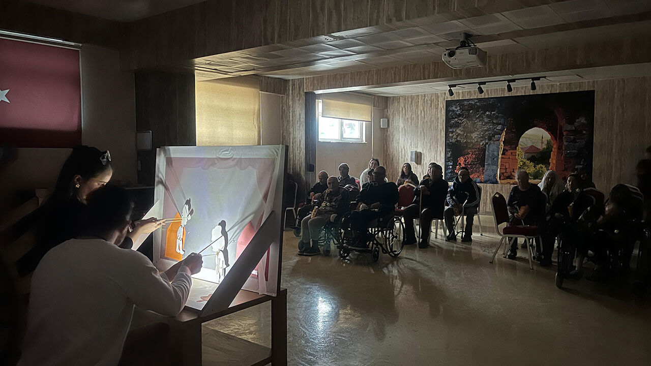 Sdulu Ogrencilerden Yurek Isitan Proje Bir Dokunus Bin Tebessum2