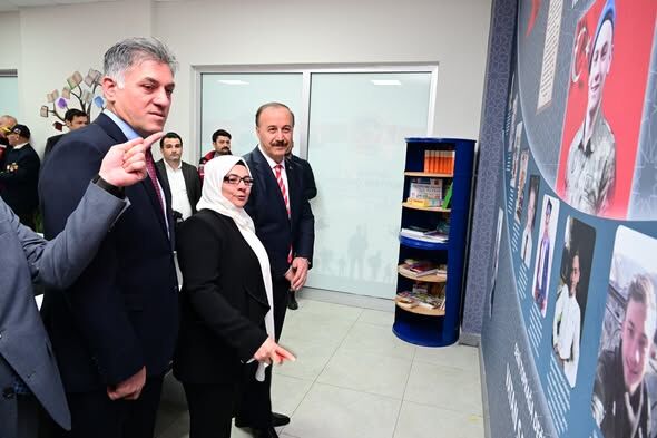 Şehit Mustafa Önlemeç’in Adı Kütüphanede Yaşatılacak (4)
