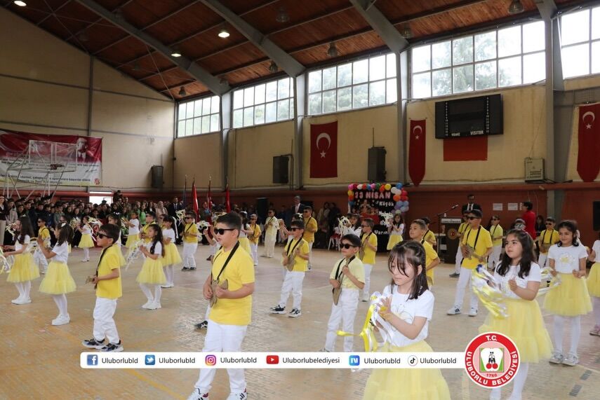 Uluborlu’da 23 Nisan Coşkusu (6)