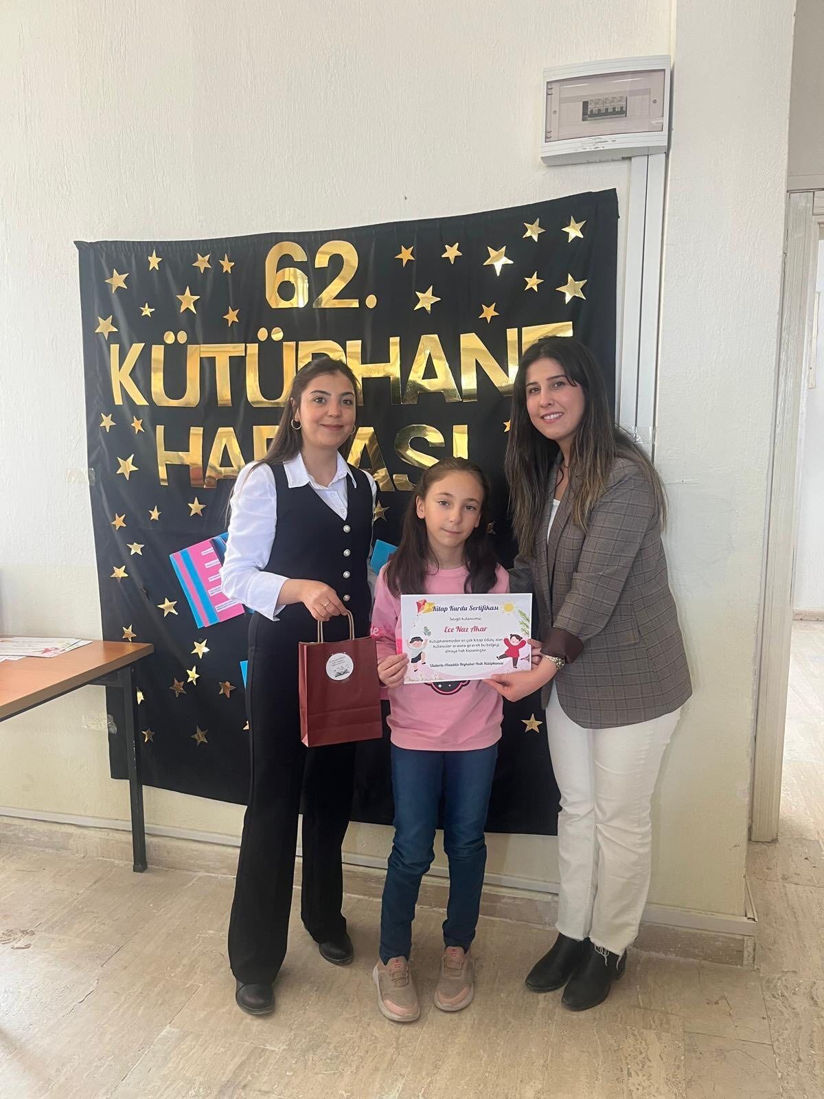 Uluborlu'da Ailemle Kütüphanede Buluşuyorum Etkinliği (4)