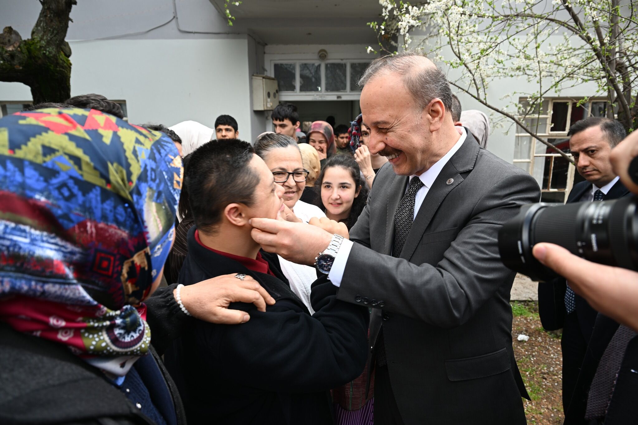 Vali Eren’den Özel Çocuklara Ve Ailelerine Destek Mesajı 3