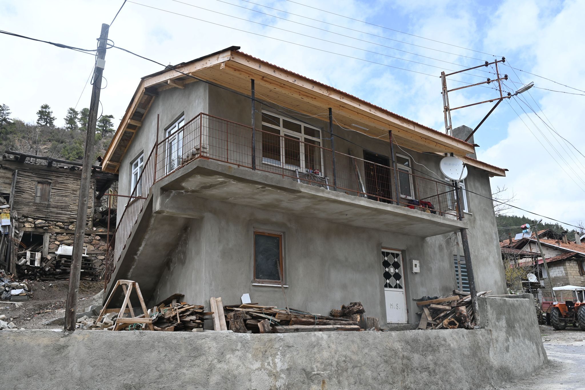 Yeniden Evlerine Kavustular (1)