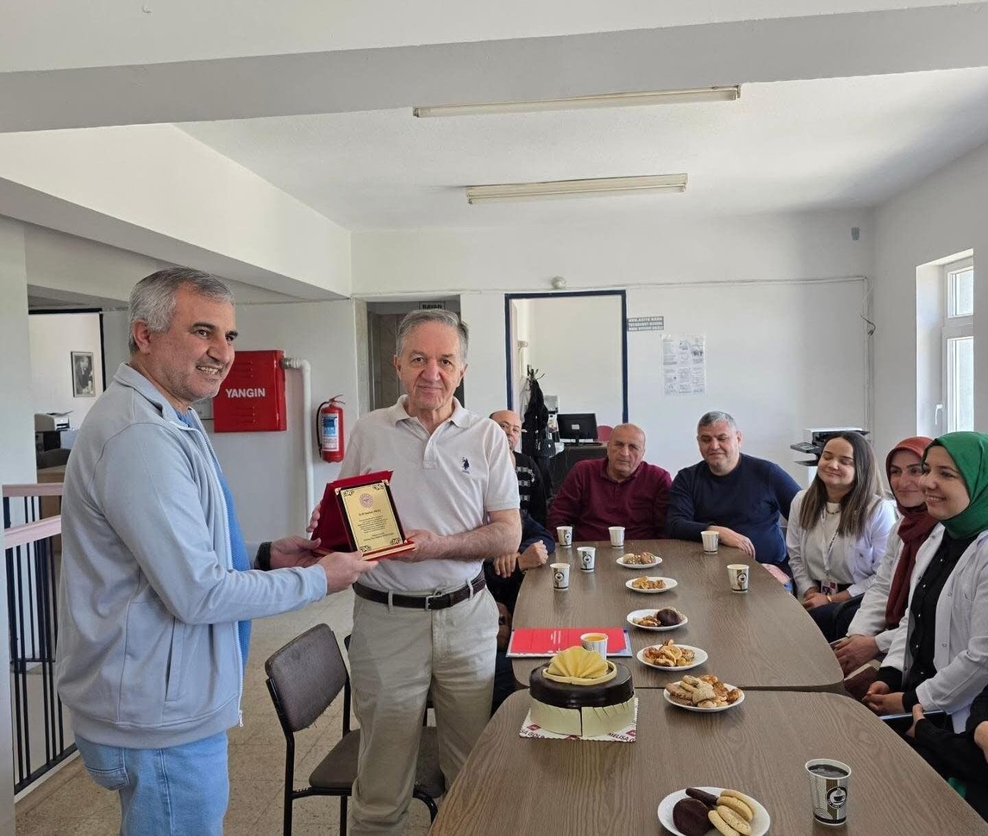 44 Yılın Ardından Beyaz Önlüğüne Veda Etti (1)
