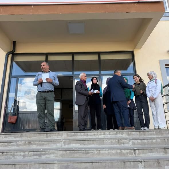 Arapça Metinleriyle 40 Hadis Ezberlediler (3)