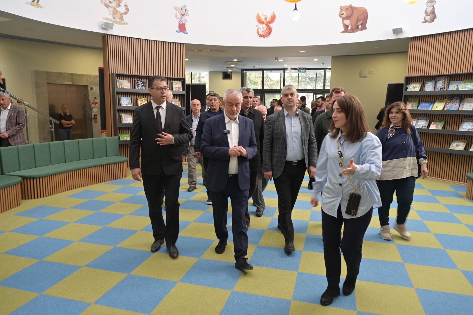 Bebek Ve Cocuk Kutuphanesi (1)