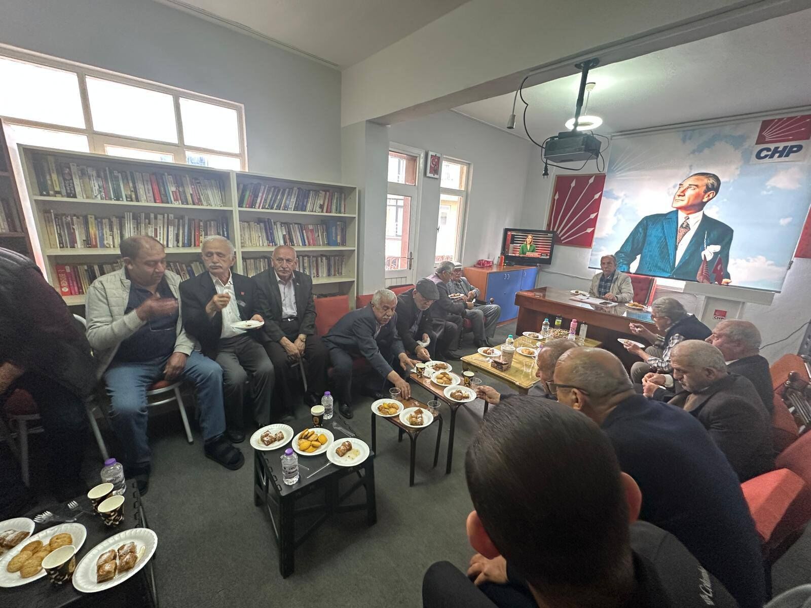 Chp Şarkikaraağaç Bayramlaşmasında Yoğun Katılım (4)