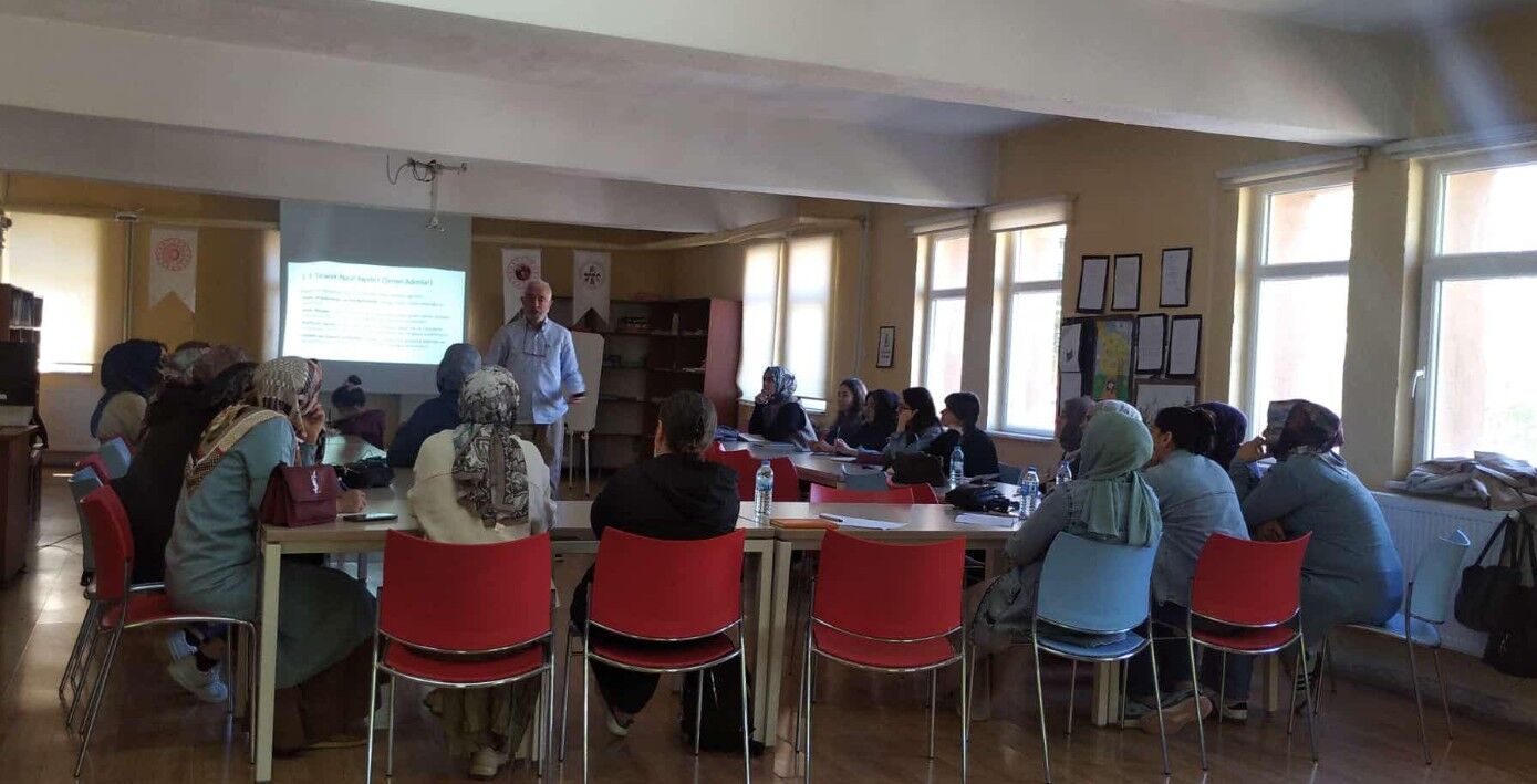 Gelendost’ta Kadınlara E Ticaret Eğitimi Başladı 1