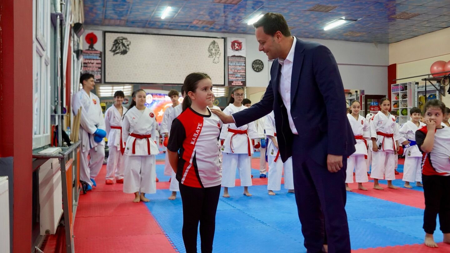 İl Müdürü Kaya’dan Milli Sporculara Moral Ziyareti (4)