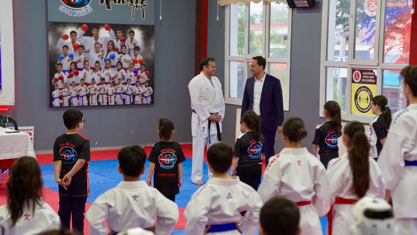 İl Müdürü Kaya’dan Milli Sporculara Moral Ziyareti (5)