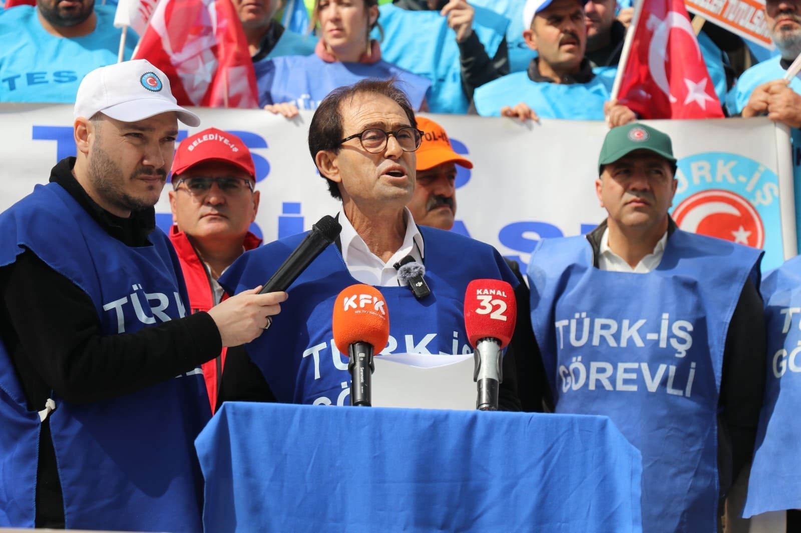 Isparta'da 1 Mayıs'ta Emek Ve Dayanışma Mesajı (9)
