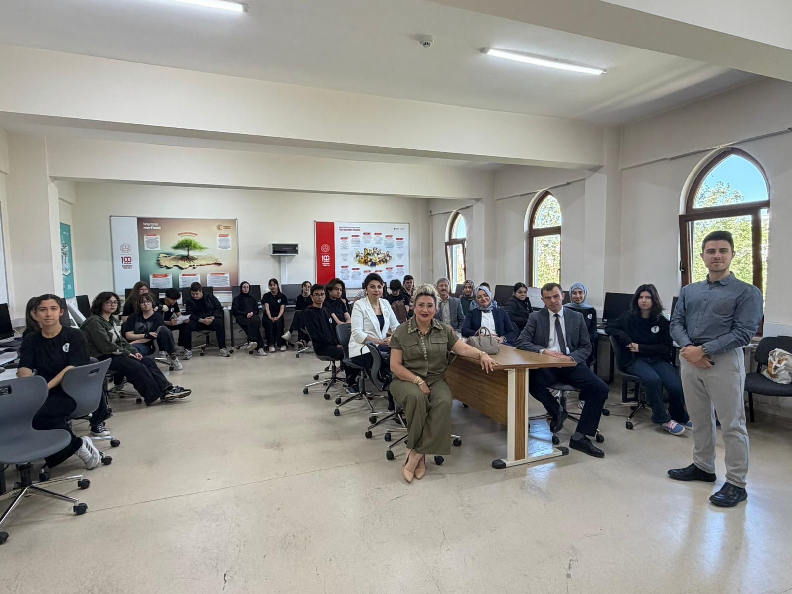 Isparta’da Gençler Kültürlerarası Diyalog İçin Buluştu (1)