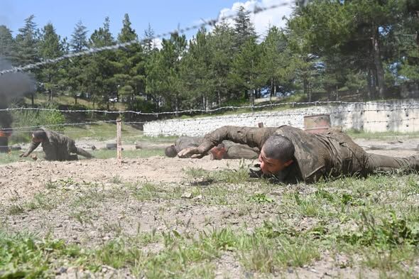 Isparta’da Komandolar Sınırları Zorladı (4)