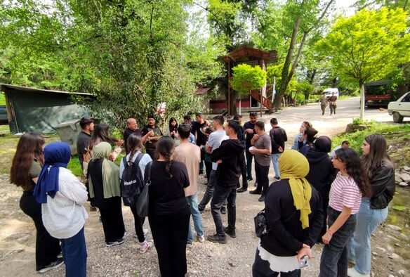 Isubü Orman Fakültesi Öğrencileri Arazi Uygulamasında (2)