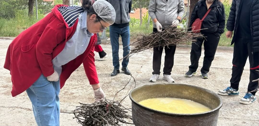 Özel Bireyler Mutfakta Buluştu, Ortaya Sevgi Dolu Tatlar Çıktı (1)