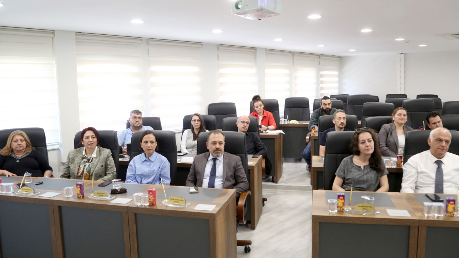 Sdü Senatosu’na Prof. Dr. İskender Sayek’ten Kritik Eğitim (3)