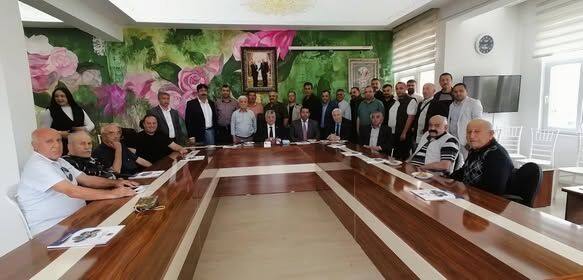 Senirkent’te Yoğun Katılımlı Bayramlaşma Programı (1)
