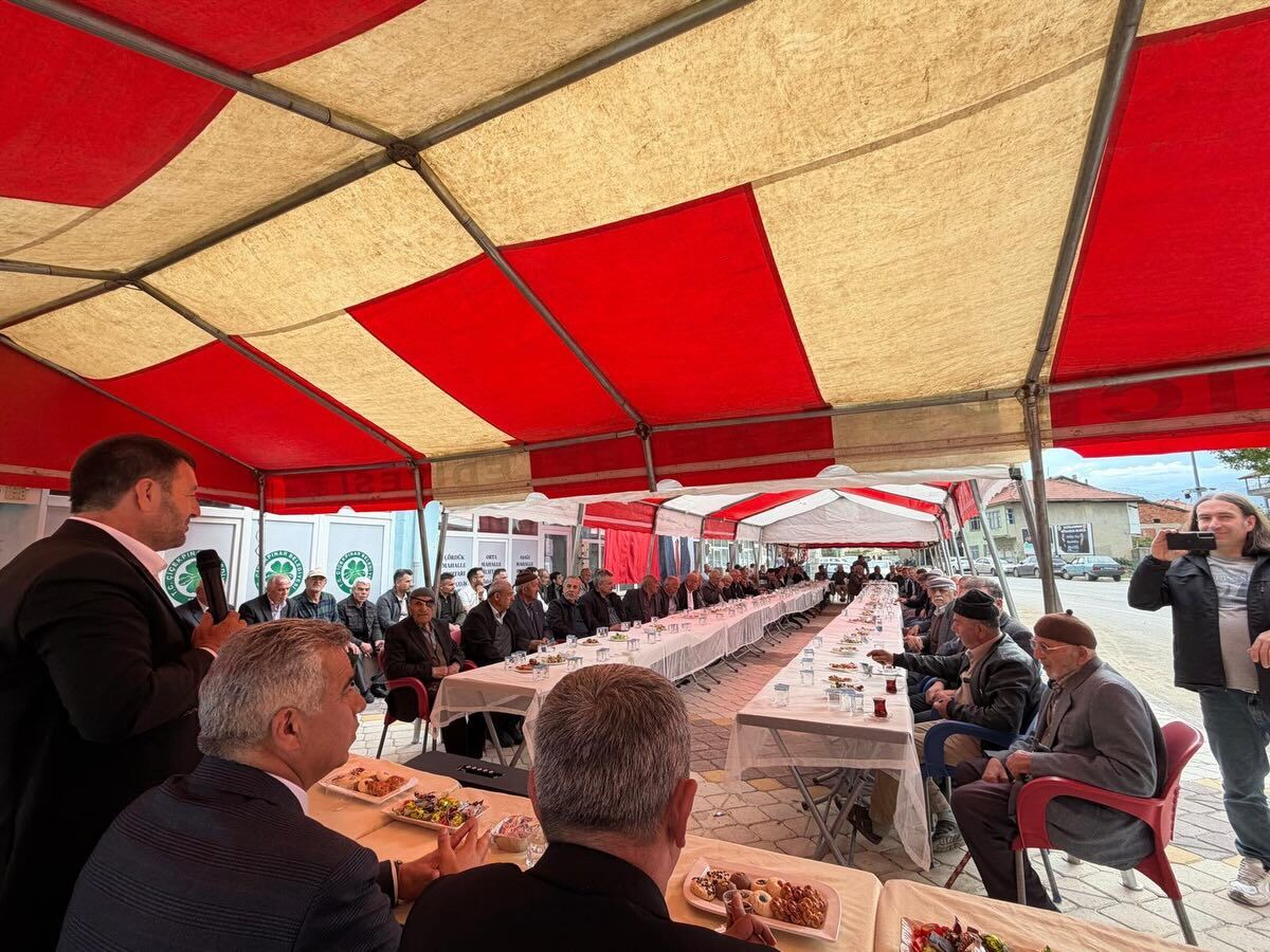 Zabun, Çiçekpınar'da Vatandaşlarla Bayramlaştı (6)