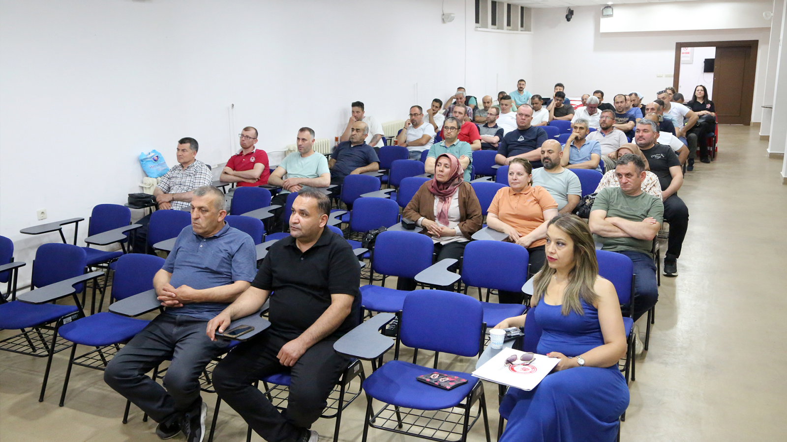 SDÜ Yemekhane Personeline Afetlerde Toplu Beslenme Eğitimi
