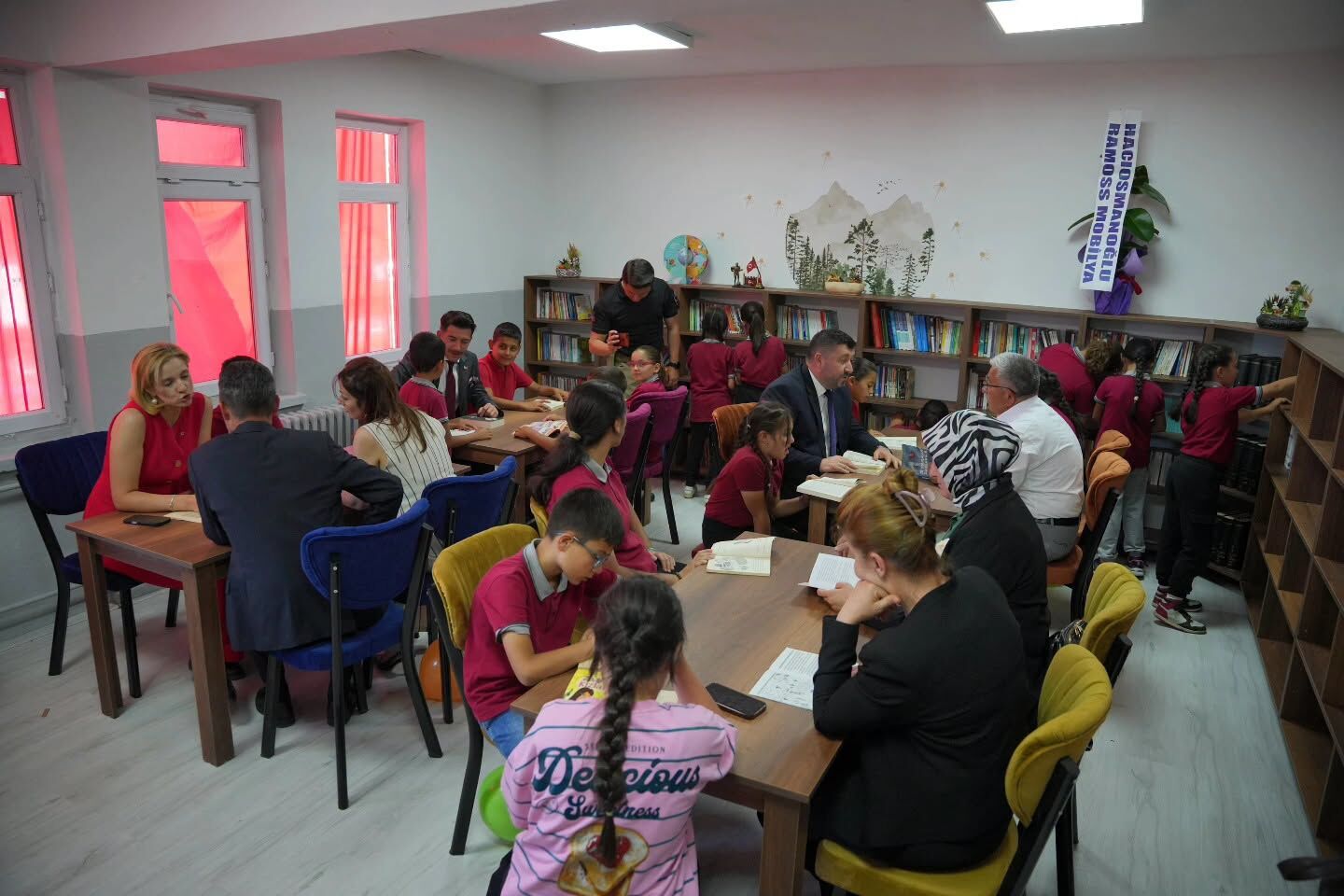 Aksu’da Eğitime Destek Yeni Kütüphane Öğrencilerle Buluştu (3)